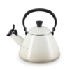 Le Creuset Kone Fluitketel 1,6 Liter Staal Meringue 1 Le Creuset Kone Fluitketel 1,6 Liter Staal Meringue -Beste Keukenseries Winkel lc 20200106 zs ps fs 40101027160000 001